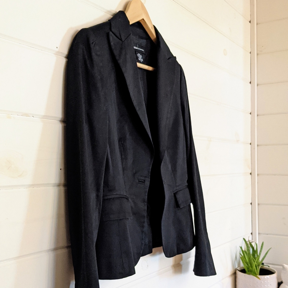 Moda Black Blazer - Picture 2 of 9